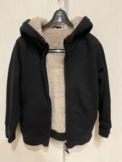 ユニクロ フード付き裏ボアパーカー 110