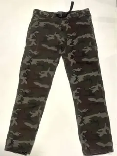 ノースフェイス カモフラ柄 カーゴパンツのサムネイル