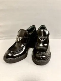 【美品】PRADA チョコレート ブラッシュドレザー ハイヒールローファーのサムネイル