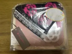 CLATHAS ハンカチ•ポーチセット