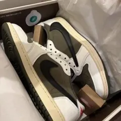 NIKE AIR JORDAN 1 LOW TRAVIS SCOTTのサムネイル