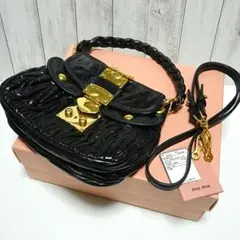 Item thumbnail for item 1f40f40e-b4b8-4718-9350-62fa1ab48747