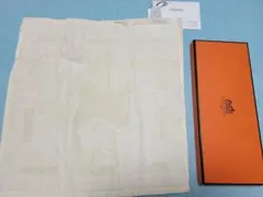 未使用HERMES クリーム色 タオルハンカチ