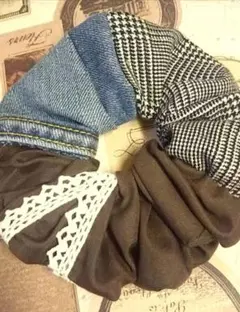 Item thumbnail for item 6d8d104e-b79d-40ae-8022-fa4c0de13676