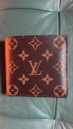 【新品に近い】ルイヴィトン ポルトフォイユマルコ　モノグラム　 折り財布　茶色