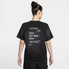 ◇NIKEナイキ◇ 半袖ロゴTシャツ レディース バックロゴ　Mサイズ