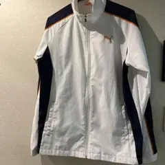 ⚫️08033⚫️PUMA Lサイズ⚫️ジャージ上⚫️薄手，春から⚫️