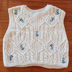 【ZARA（レディース）】ノースリーブセーター（ショート丈）