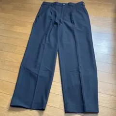 タック スラックス