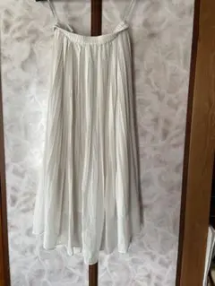 ユニクロ　オフホワイト プリーツスカート Lサイズ