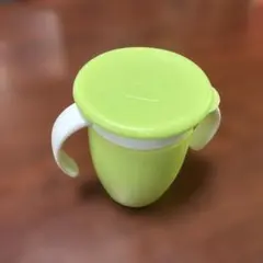 マンチキン ハンドル付き ミラクルカップ グリーン