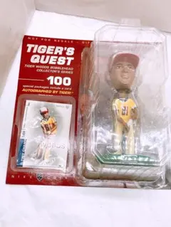 【激レア】未使用！ タイガー・ウッズ　ボブルヘッド　フィギュア　完全３体セット ナイキ x タイガー・ウッズ フィギュア 3 ボブルヘッド 首振り