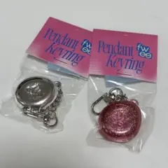 fwee キーホルダー 2個セット