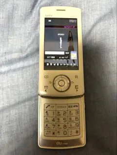 au 가라케 W65T 화이트 휴대 전화