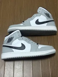 Nike Air Jordan 1 ハイカット スニーカー グレー