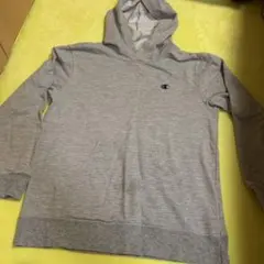 【最終値下げ】champion  パーカー　メンズ　冬服　薄手