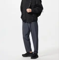 ユニクロ　ウルトラストレッチパンツ　Lサイズ