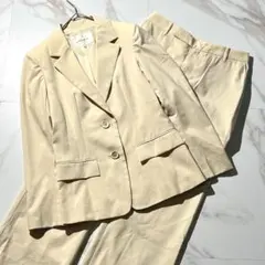 美品●LOUNIE パンツスーツ セットアップ アイボリー ビジネス フレア Mのサムネイル