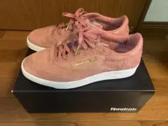 ピンク スニーカー
