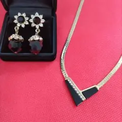 3/30迄値下げ　ゴールド✕ブラック　アクセサリーセット　高見え