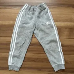 adidas グレー パンツ サイドライン