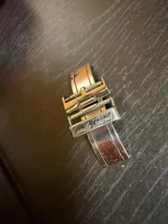 カミーユ・フォルネ 両開きDバックル 筆記体ロゴ16mm - メルカリ