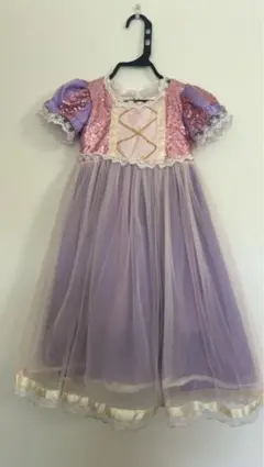 プリンセスドレス　ラプンツェル　紫　スパンコールドレス