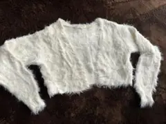 グレイル白長袖ニット