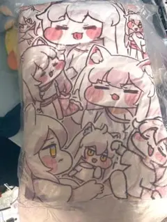 【トリッカル】非売品クッション+缶バッジ