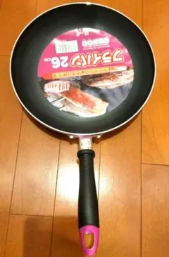 新品　IH対応 フッ素加工 フライパン 26cm　ピンク　オール熱源対応のサムネイル