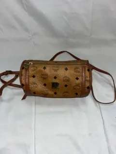 MCM ヴィセトス巾着 ショルダーバッグ ポシェット 筒型 バッグ 2025年最新】mcm 筒型の人気アイテム - メルカリ