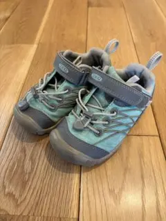 キッズシューズ