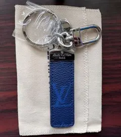 LOUIS VUITTON ポルトクレ スケートボード エクリプス キーホルダー