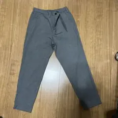GU グレー スラックス Mサイズ