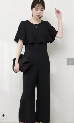 フリルロンパース Mサイズ　ブラック　未使用　美品