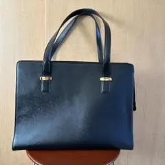 marie claire ブラックビジネスバッグ