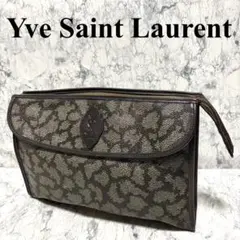 イヴサンローラン　クラッチバッグ　セカンドバッグ　レザー　ジラフ柄