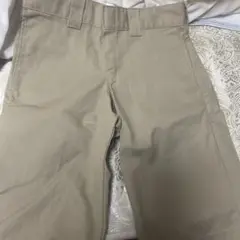 ベージュ スリムフィット チノパン　ディッキーズ