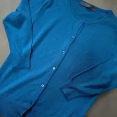 青 ボタン付きカーディガン