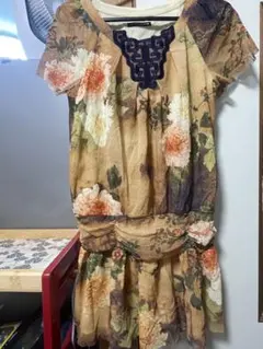 ヴィヴィアンタム　VIVIENNE TAM 花柄 半袖 チュニック　パワーネットのサムネイル