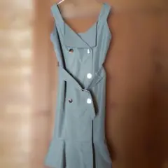 CECIL Mc BEE カーキ ノースリーブ 金ボタン 膝上ワンピース