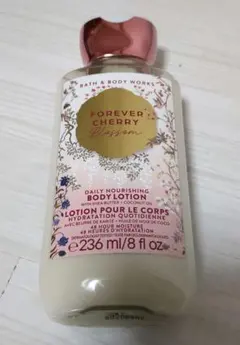 Bath & Body Works Forever Cherry Blossomのサムネイル