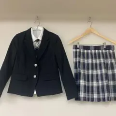 美品CUTIE RIBBON 卒業式　女の子　セレモニースーツ　150卒服