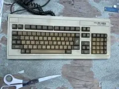 レトロ！NEC PC-9801 キーボード 本体のサムネイル