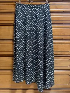 theory luxe 小花柄 フレアロングスカート 38のサムネイル
