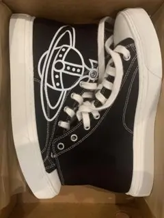 Vivienne Westwood スニーカー