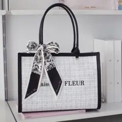 Maison de FLEUR スカーフ付きツイードスクエアトートバッグ