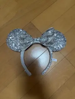 ディズニー シルバー スパンコール カチューシャ