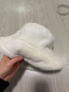 美品！ホワイトファーバケットハット