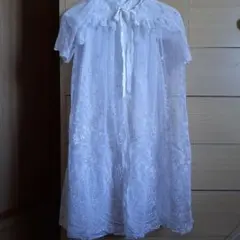 ホワイト刺繍入りベビードレス